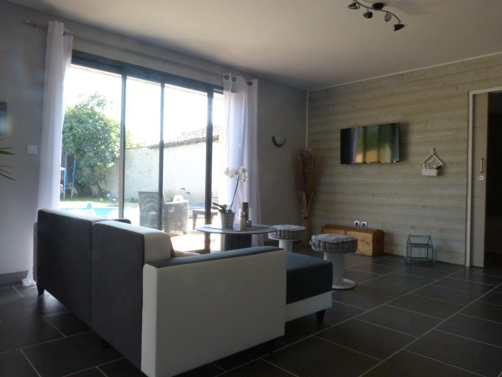 Gite Sud Deux Sevres Marigny  Szoba fotó